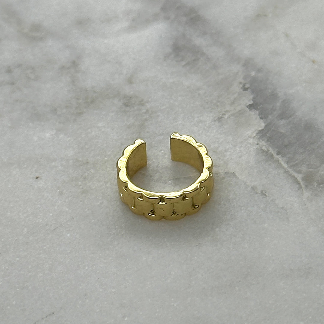 Lazy Day Earcuff