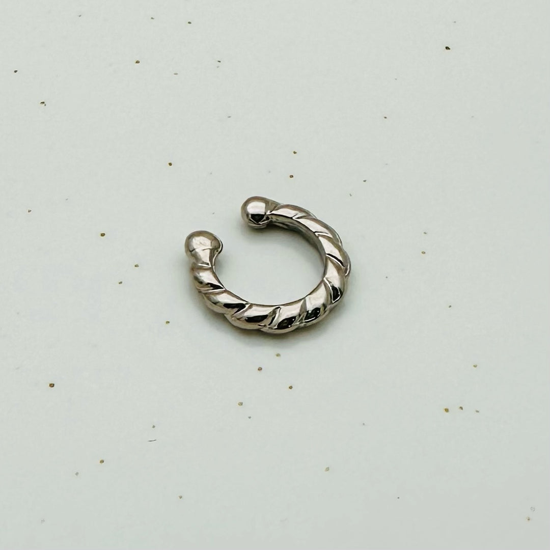 Silver Earcuff A.