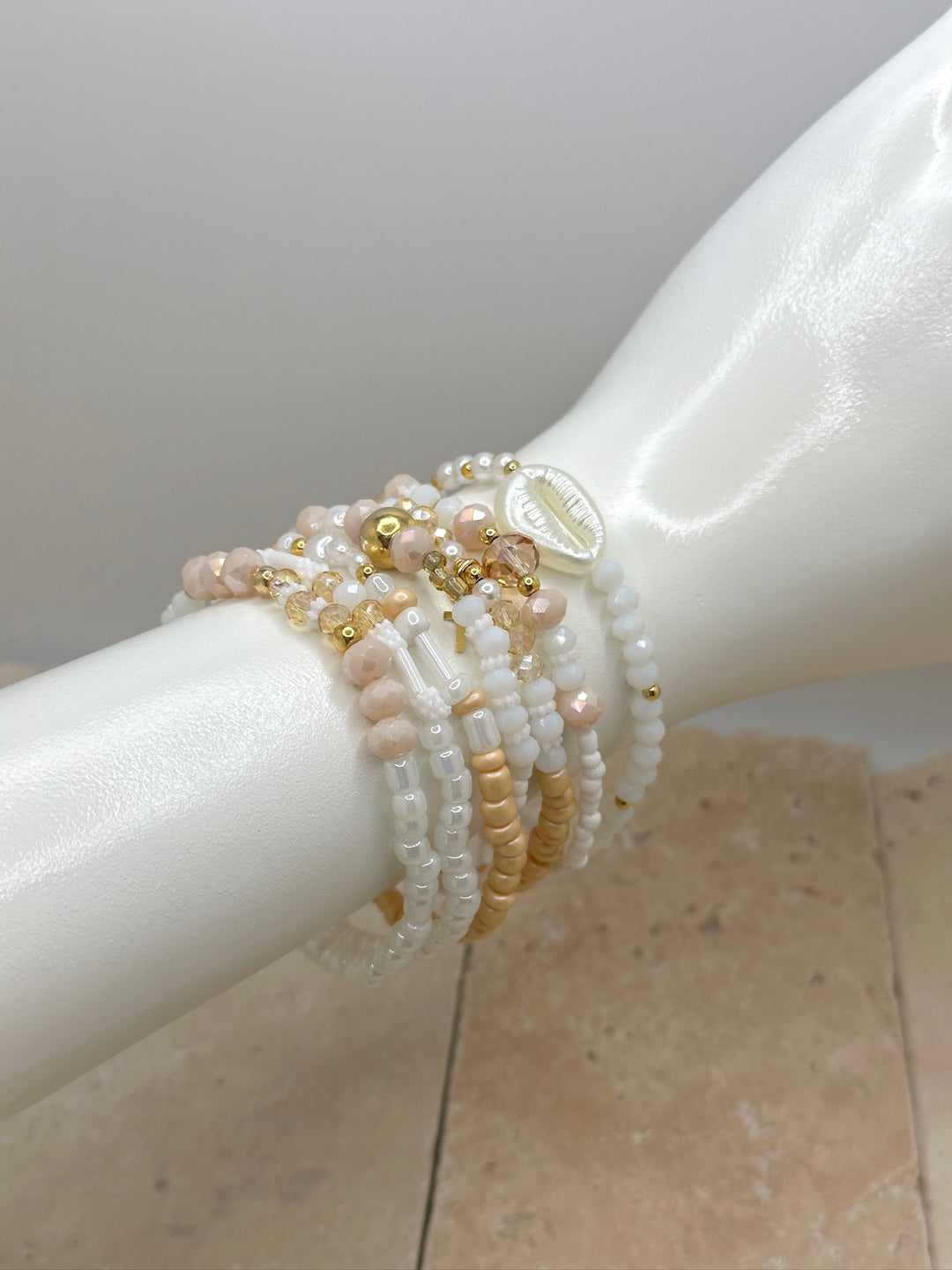 Concha Blanca Bracelets
