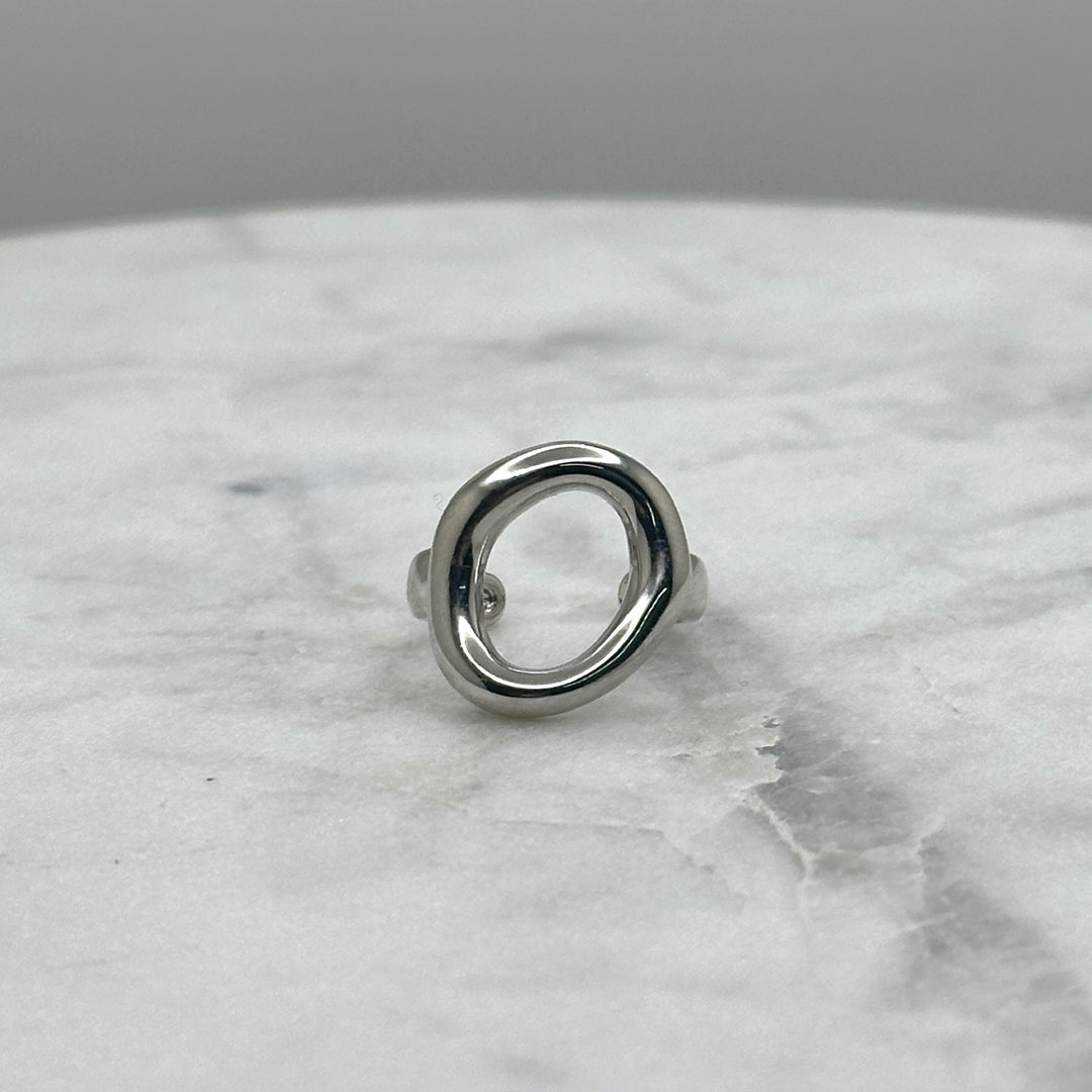 The Silver Loop Earcuff