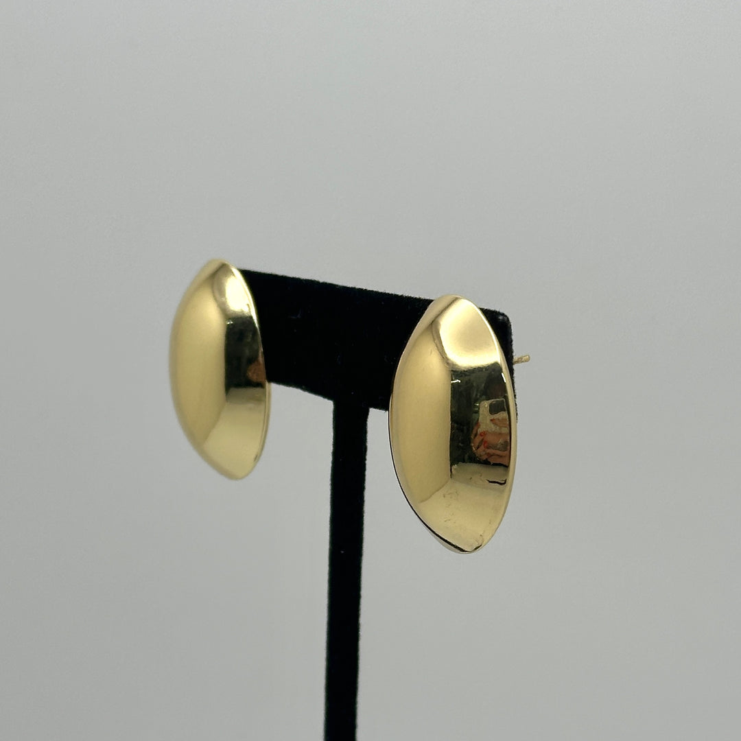 Oval Stud M
