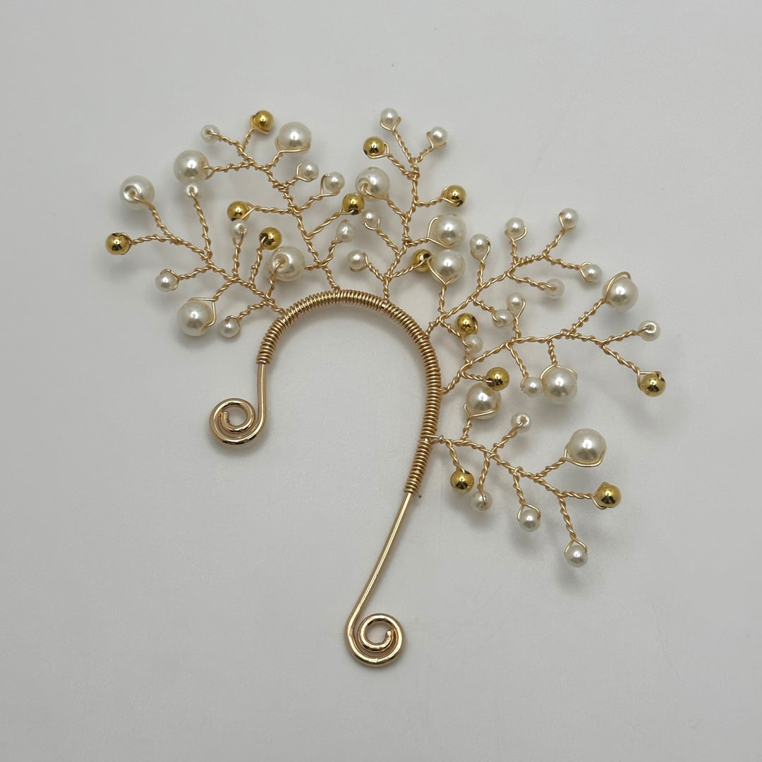 Pearl & Gold Party Earcuff