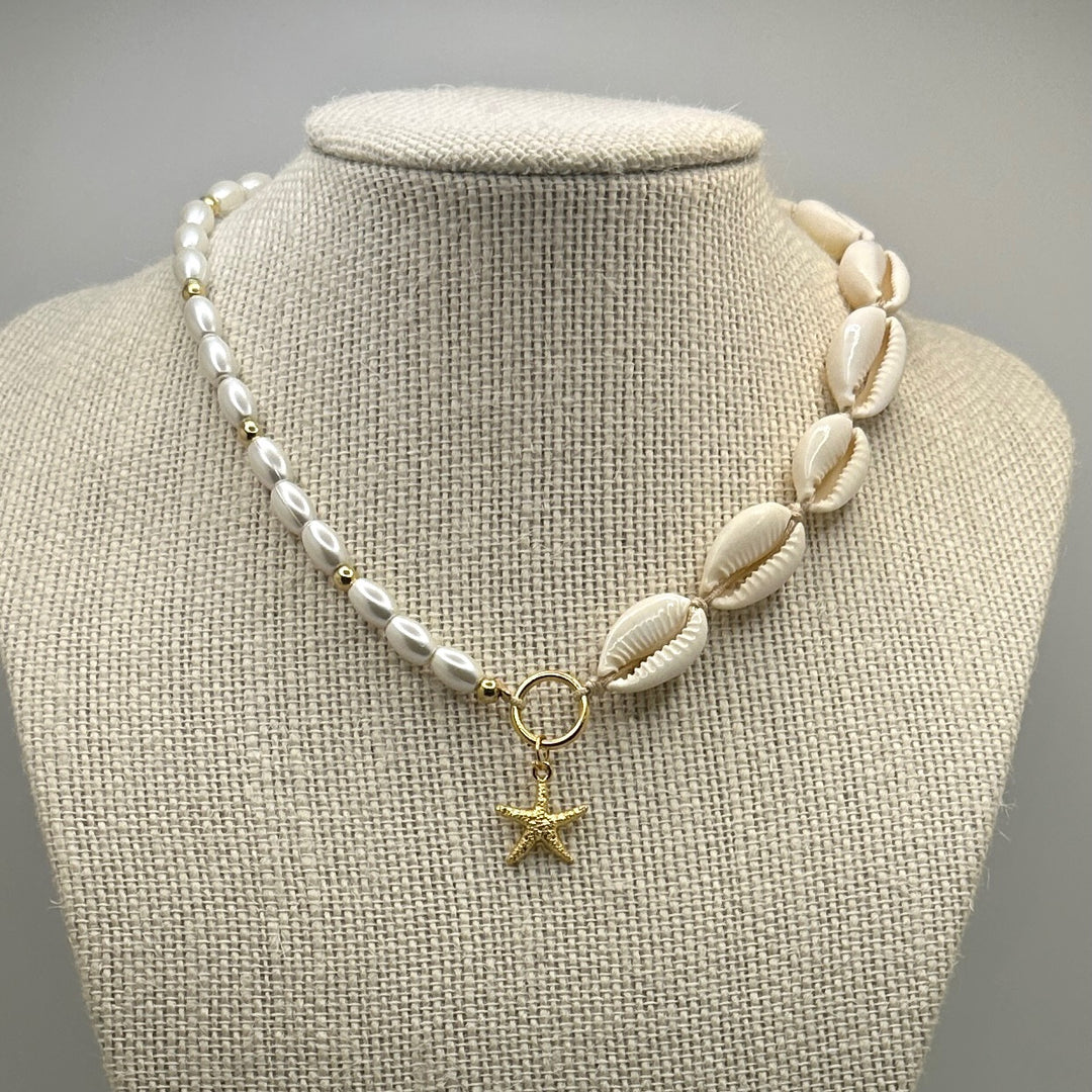 Perla y Caracol Necklace