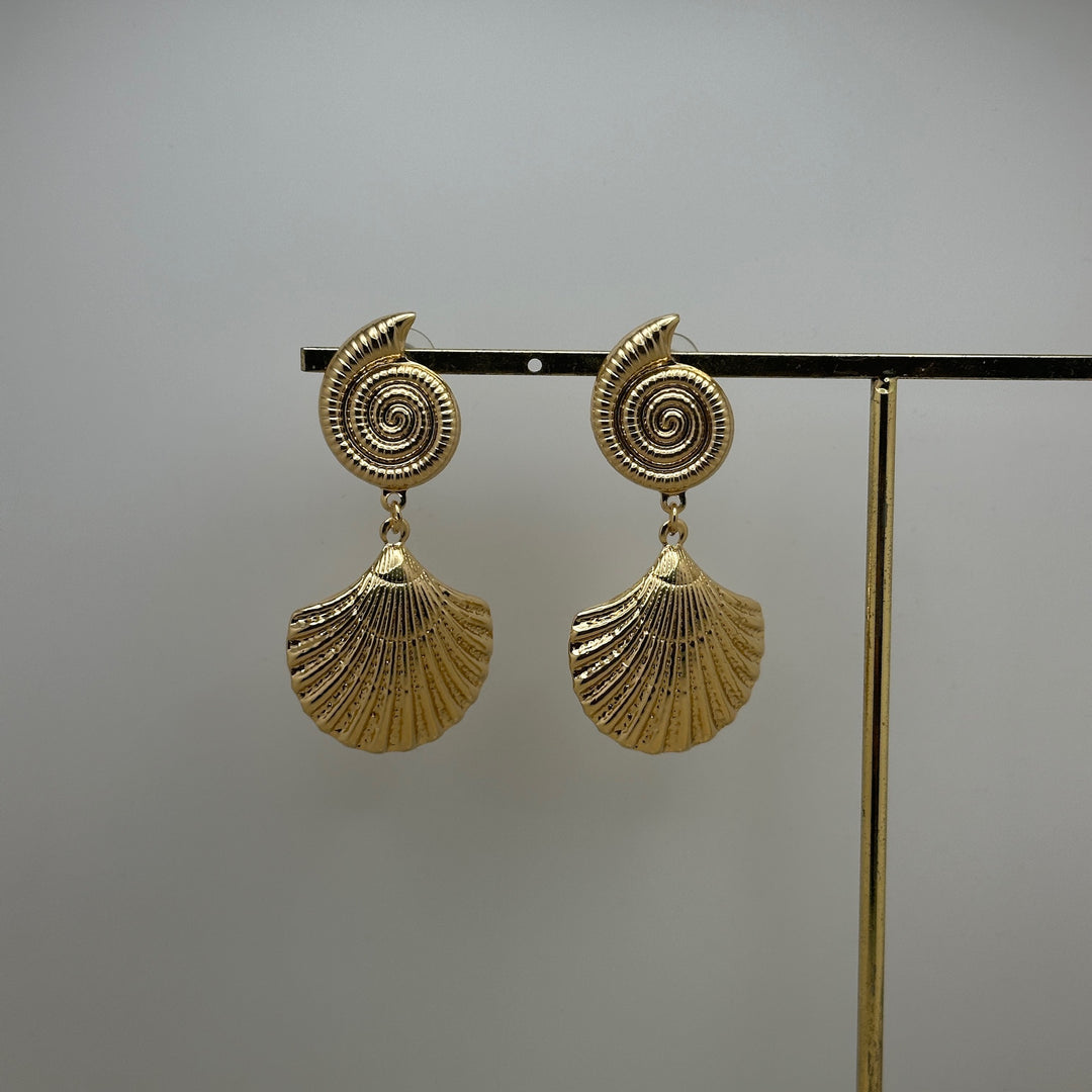 Concha Earrings