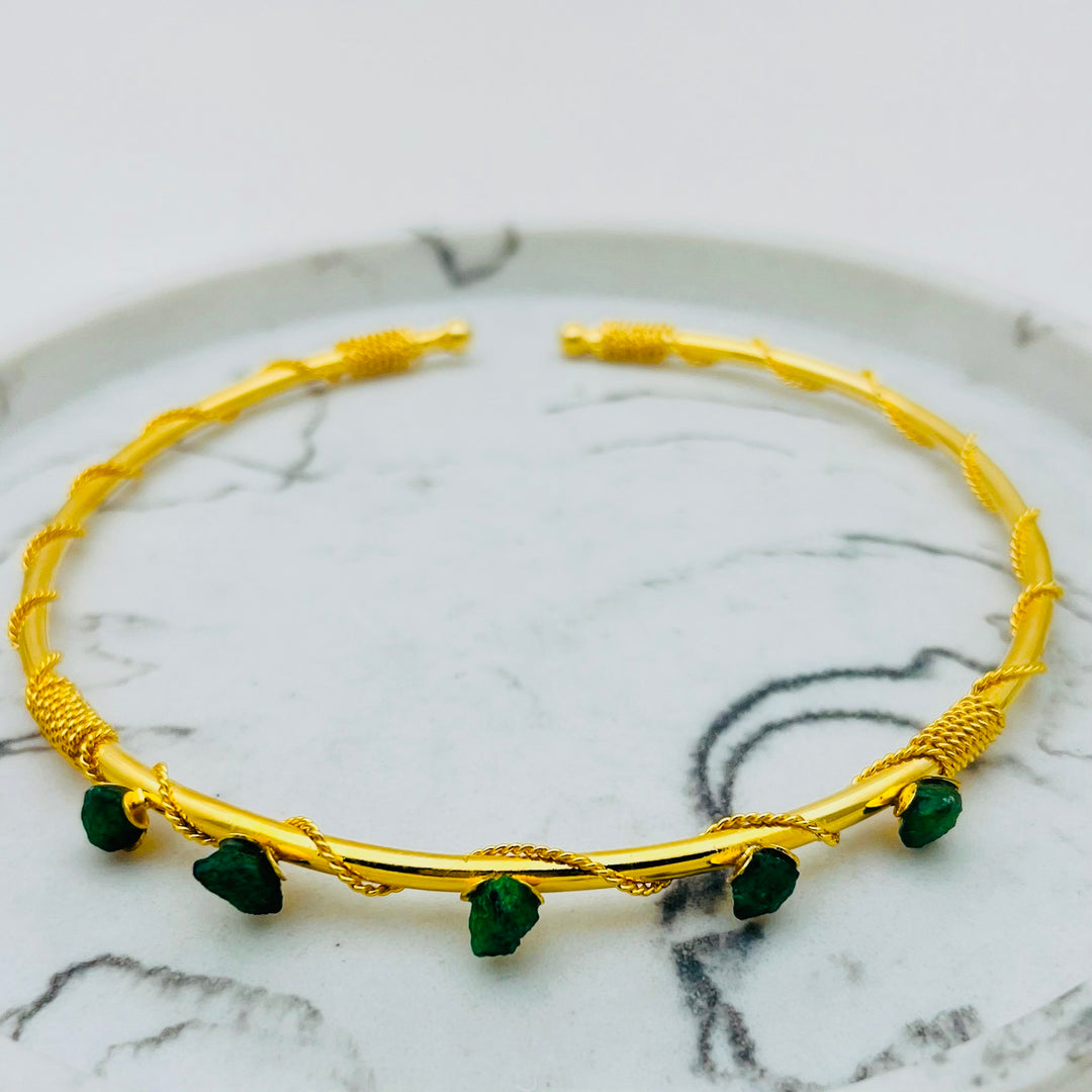 Spiral Esmeralda Choker