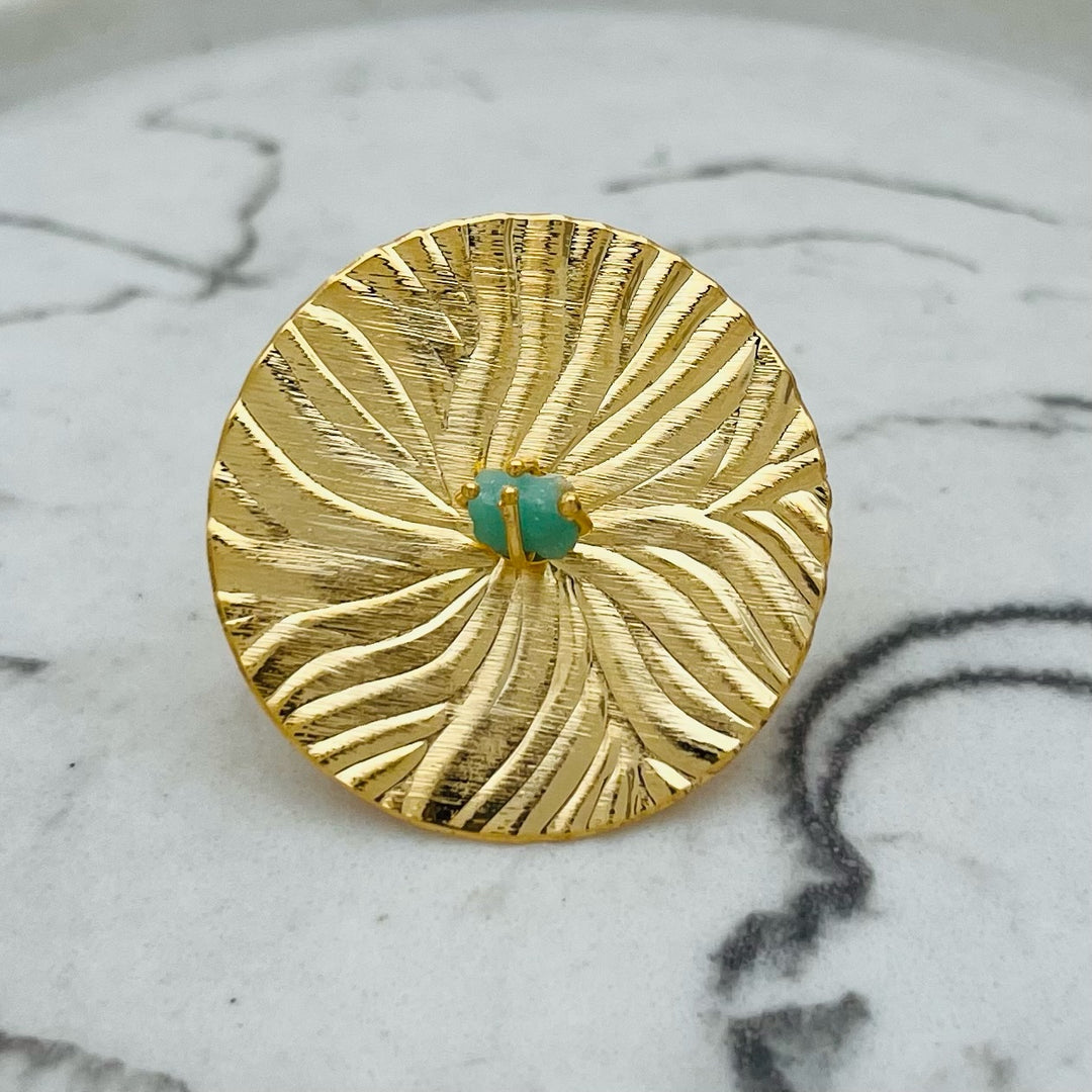 Circular Esmeralda Ring