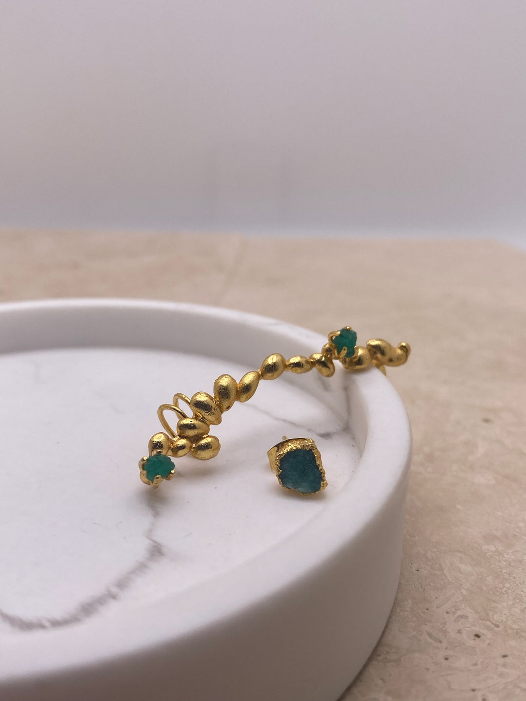 Rustic Esmeralda Earcuff