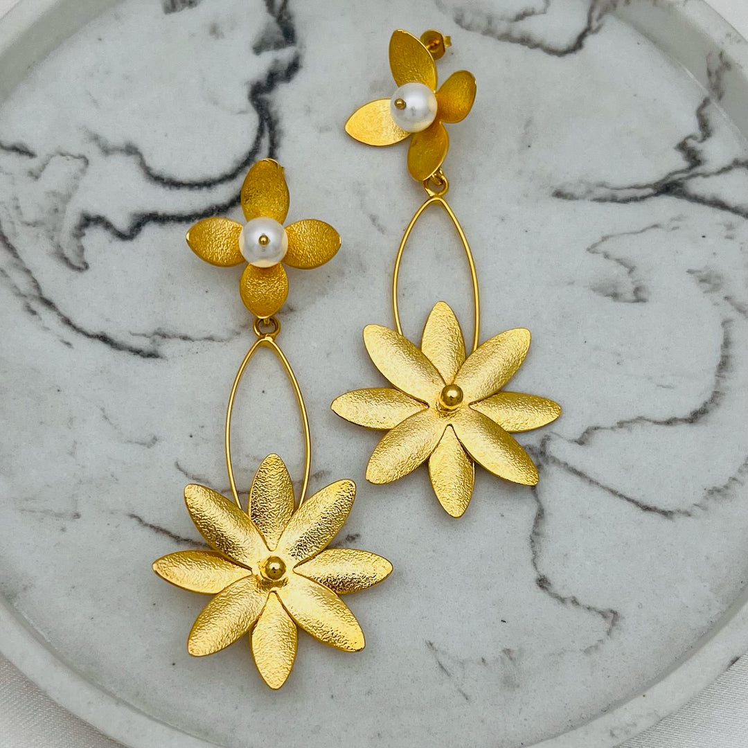 Flower Pearl Earrings