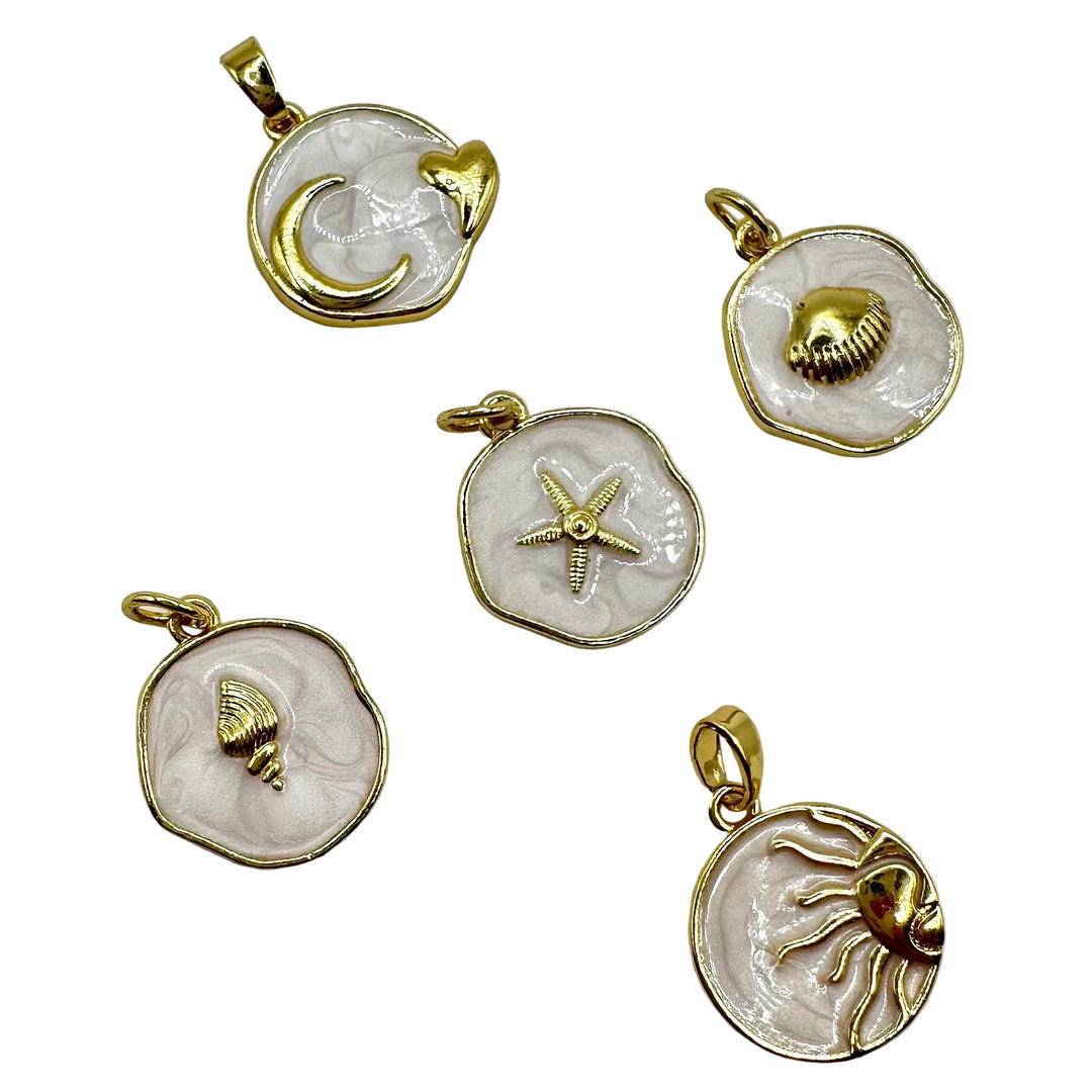 Round pearl charm