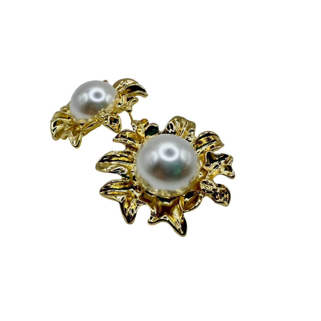 Pearl bloom Earrings