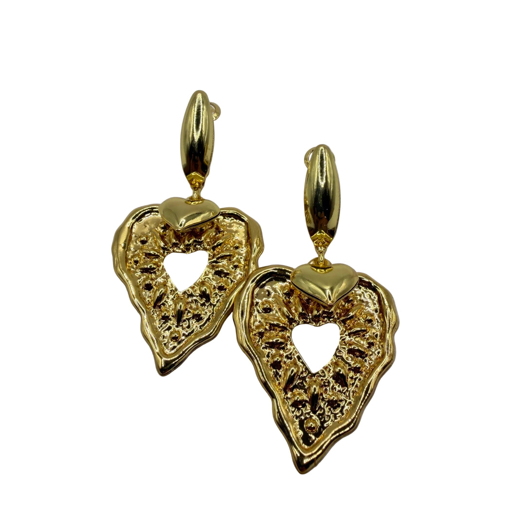 Golden kiss earrings