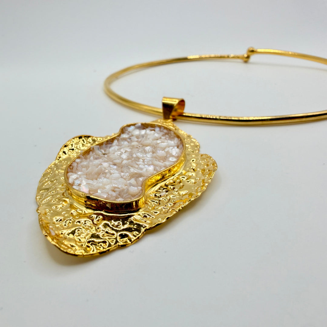 Pearl tide necklace