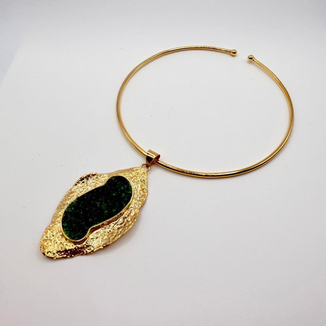 Emerald tide necklace