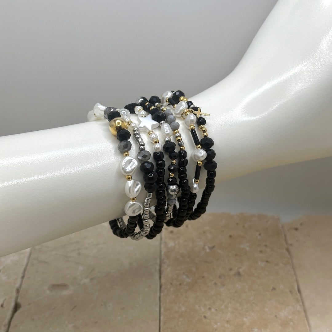 Estrellas Negras Bracelets