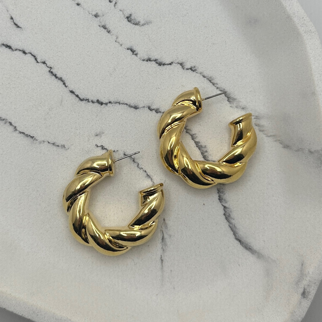 Twisted Chunky Hoops