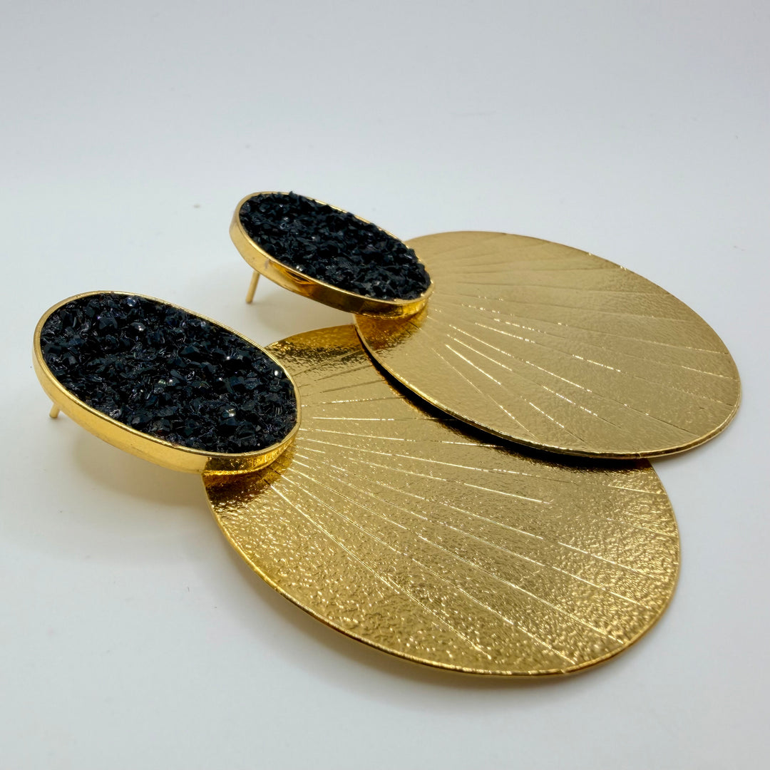 Black glow earrings