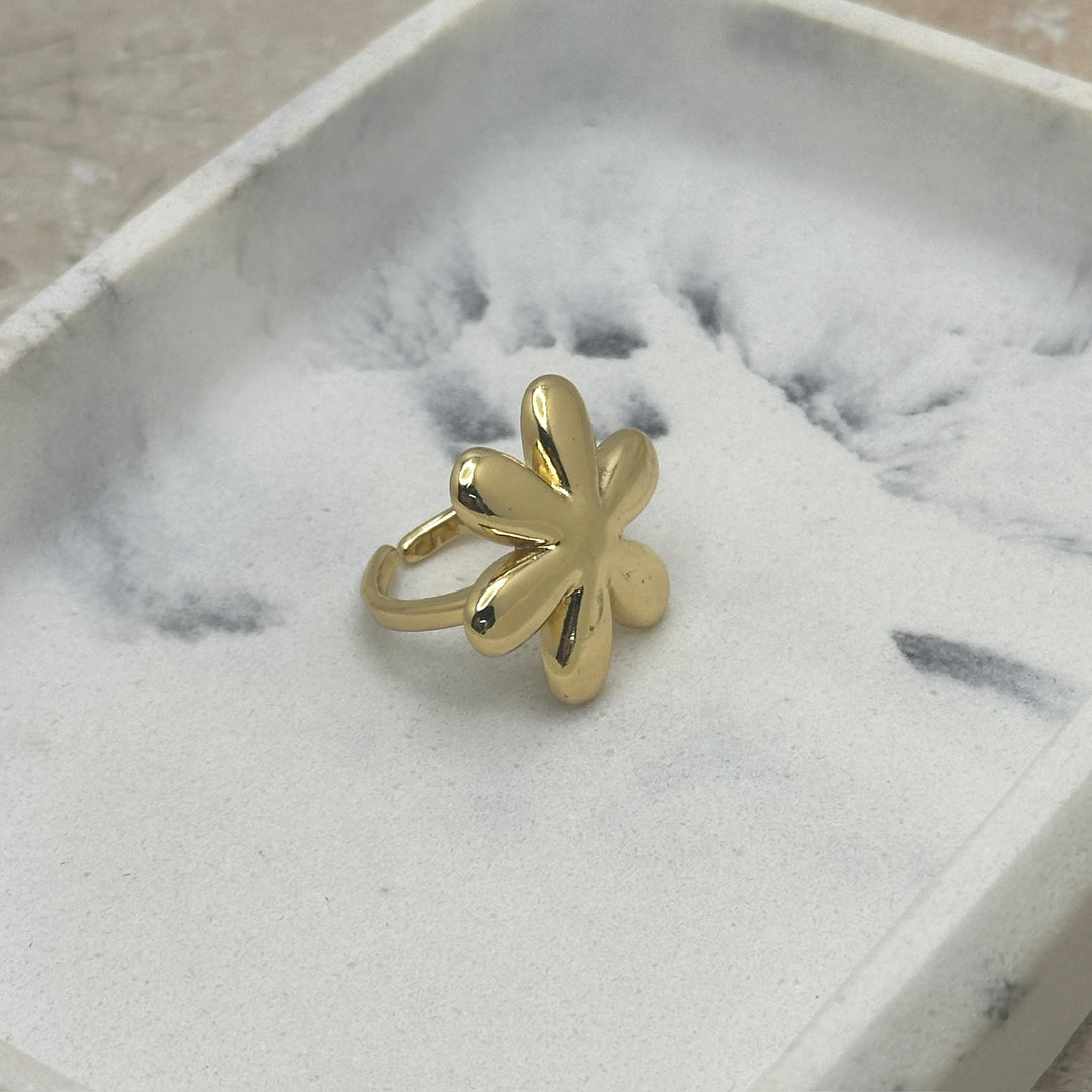 La Flor Gold Ring