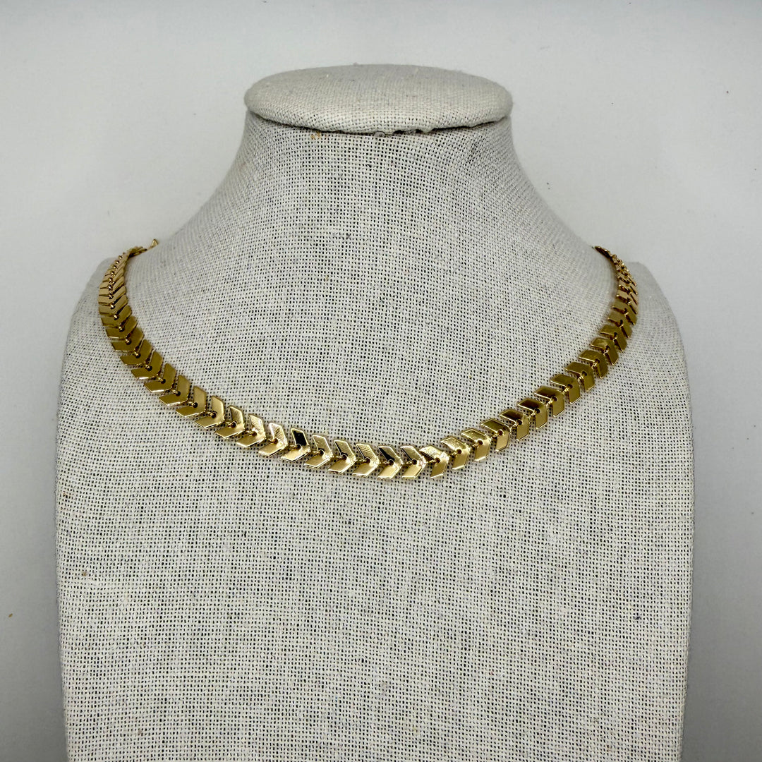 Golden chevron necklace