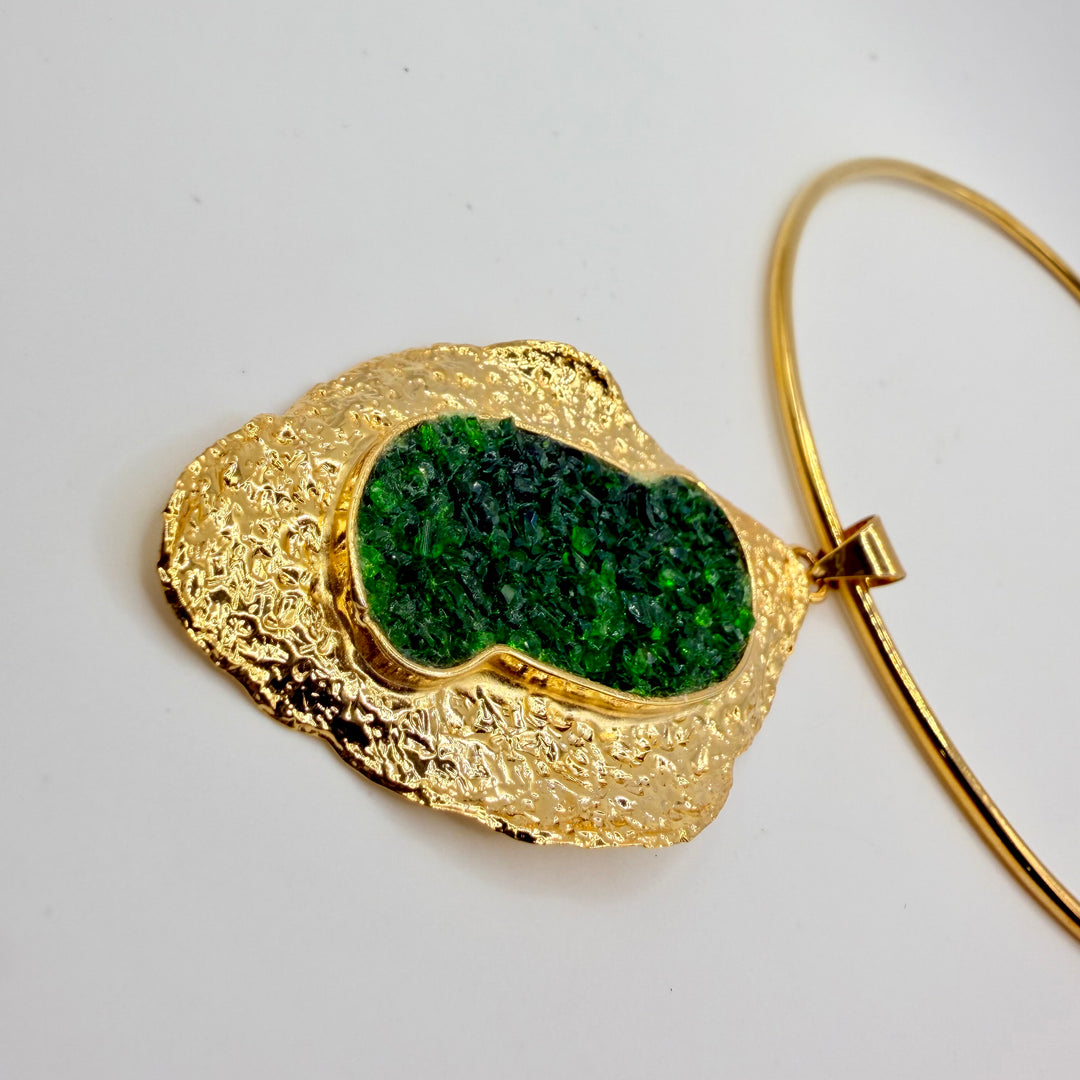 Emerald tide necklace