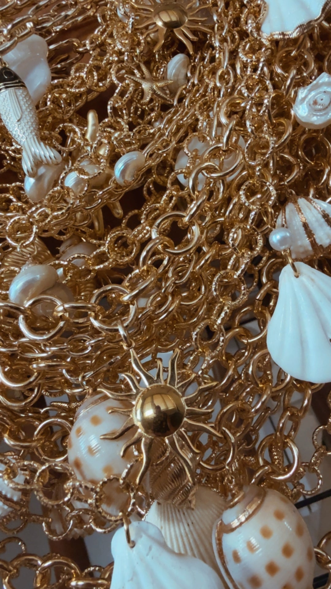 Shells & Charms Chain Belt