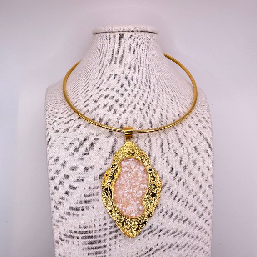 Pearl tide necklace