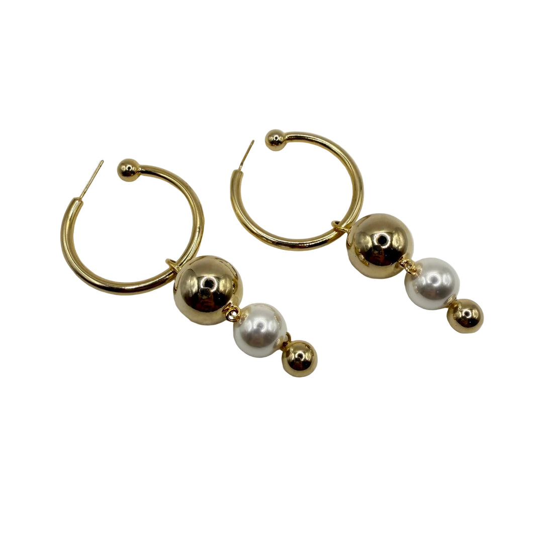 Pearl dot earrings