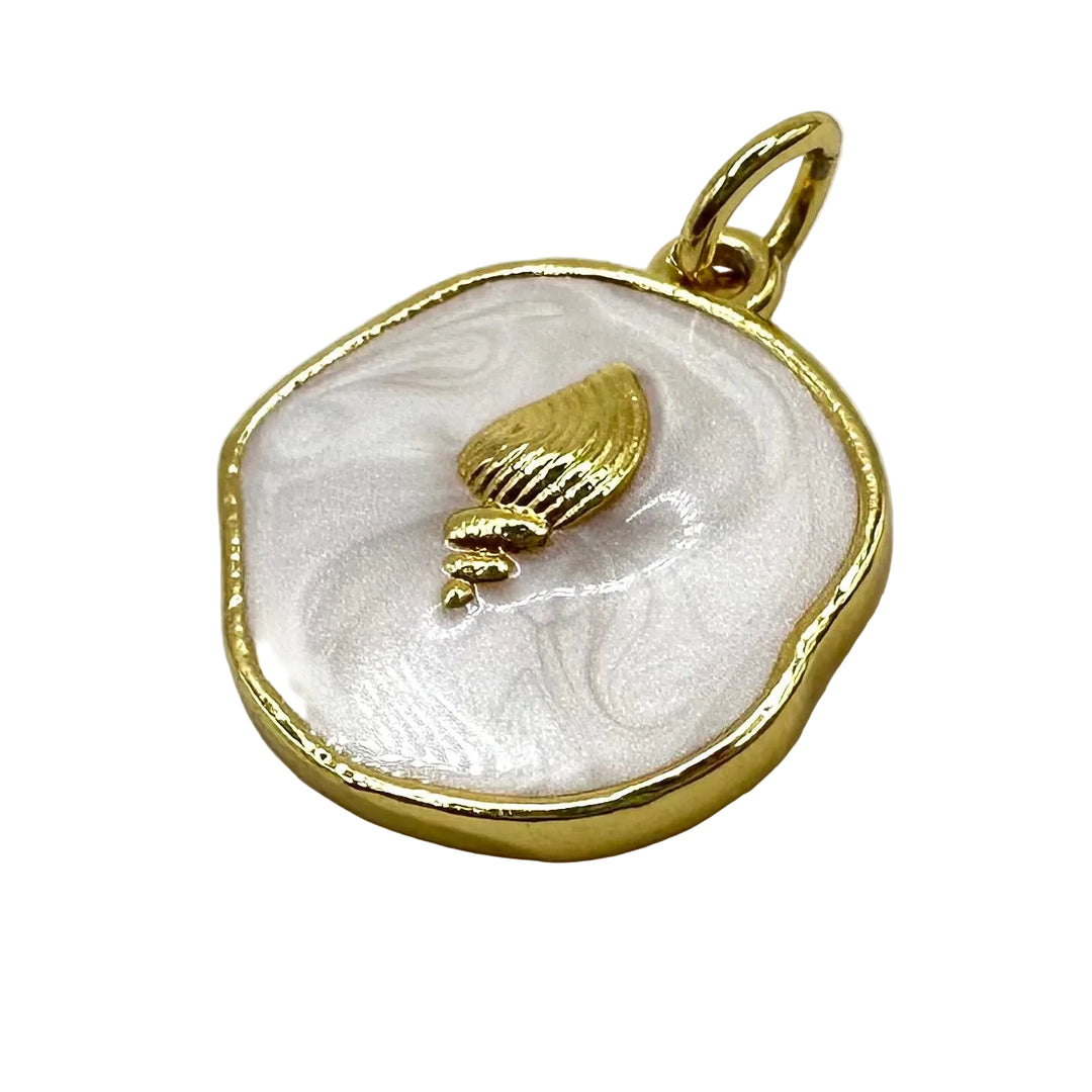 Round pearl charm