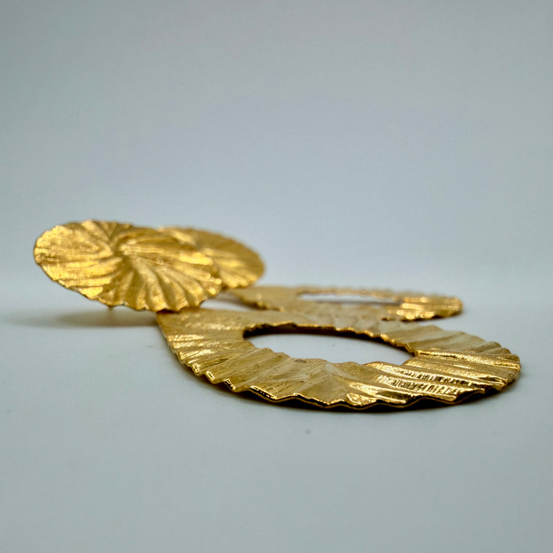 Sunlit wave earrings