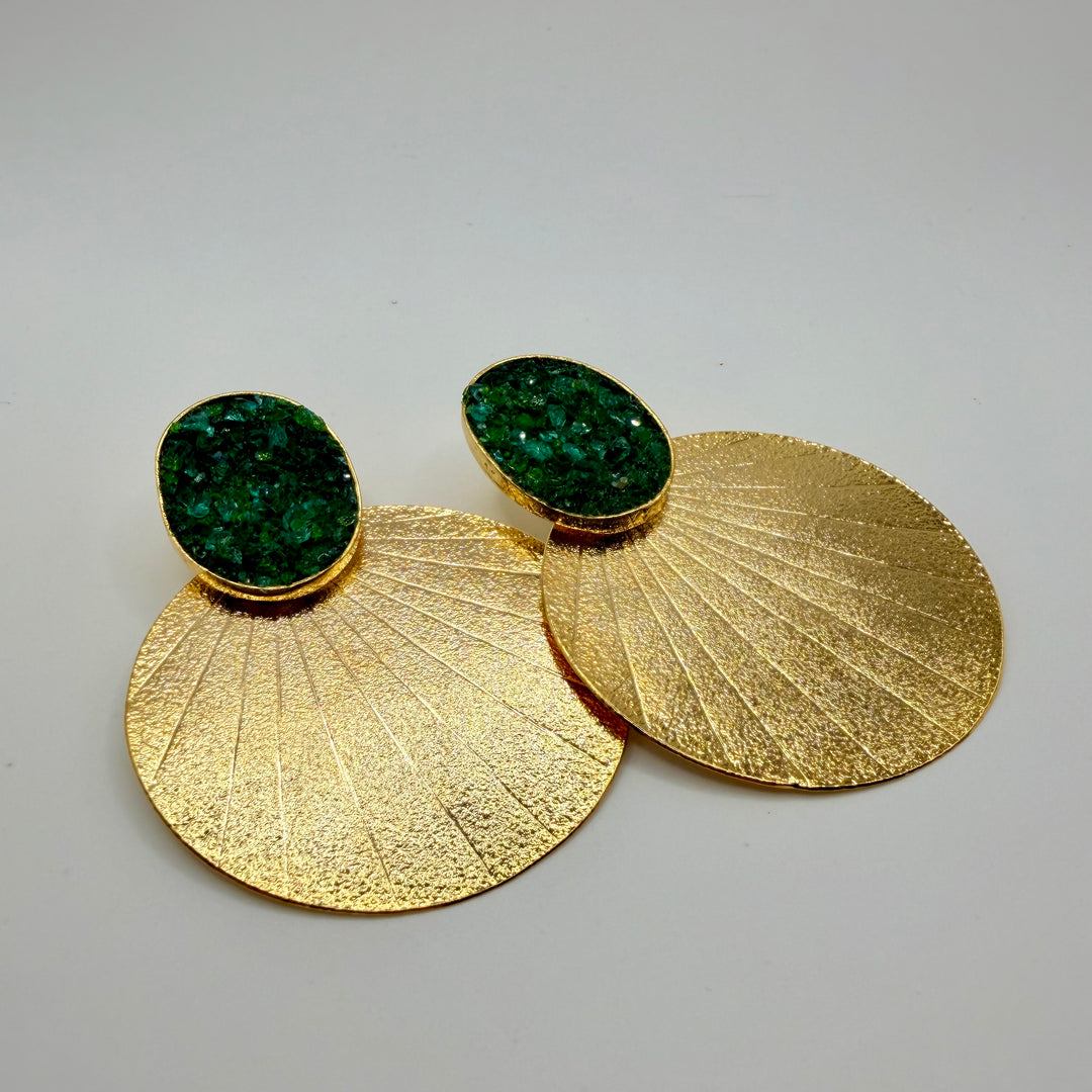 Emerald glow earrings