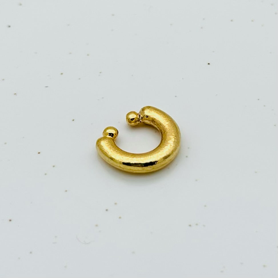 Gold Earcuff E.