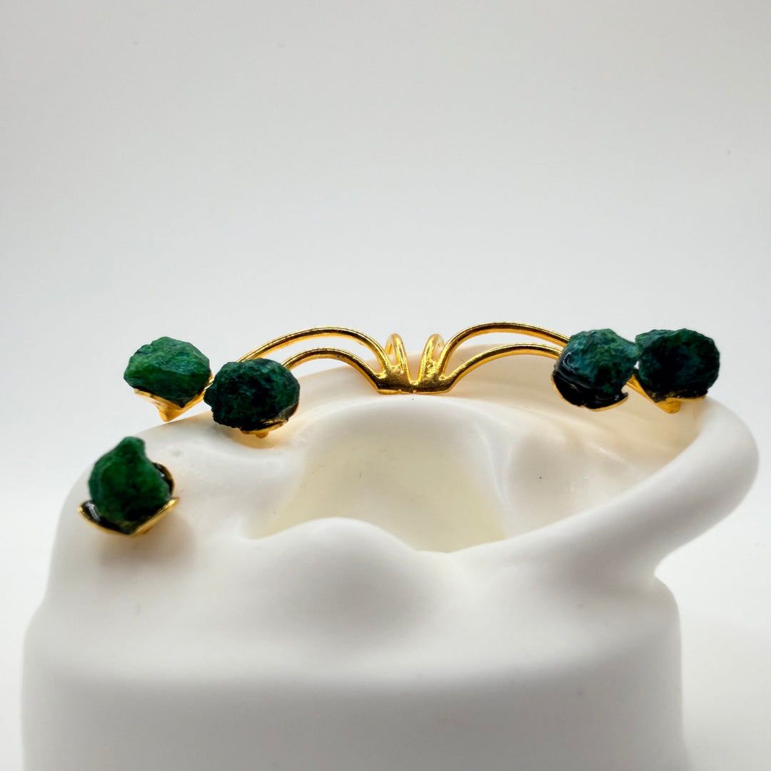 Golden emerald earcuff