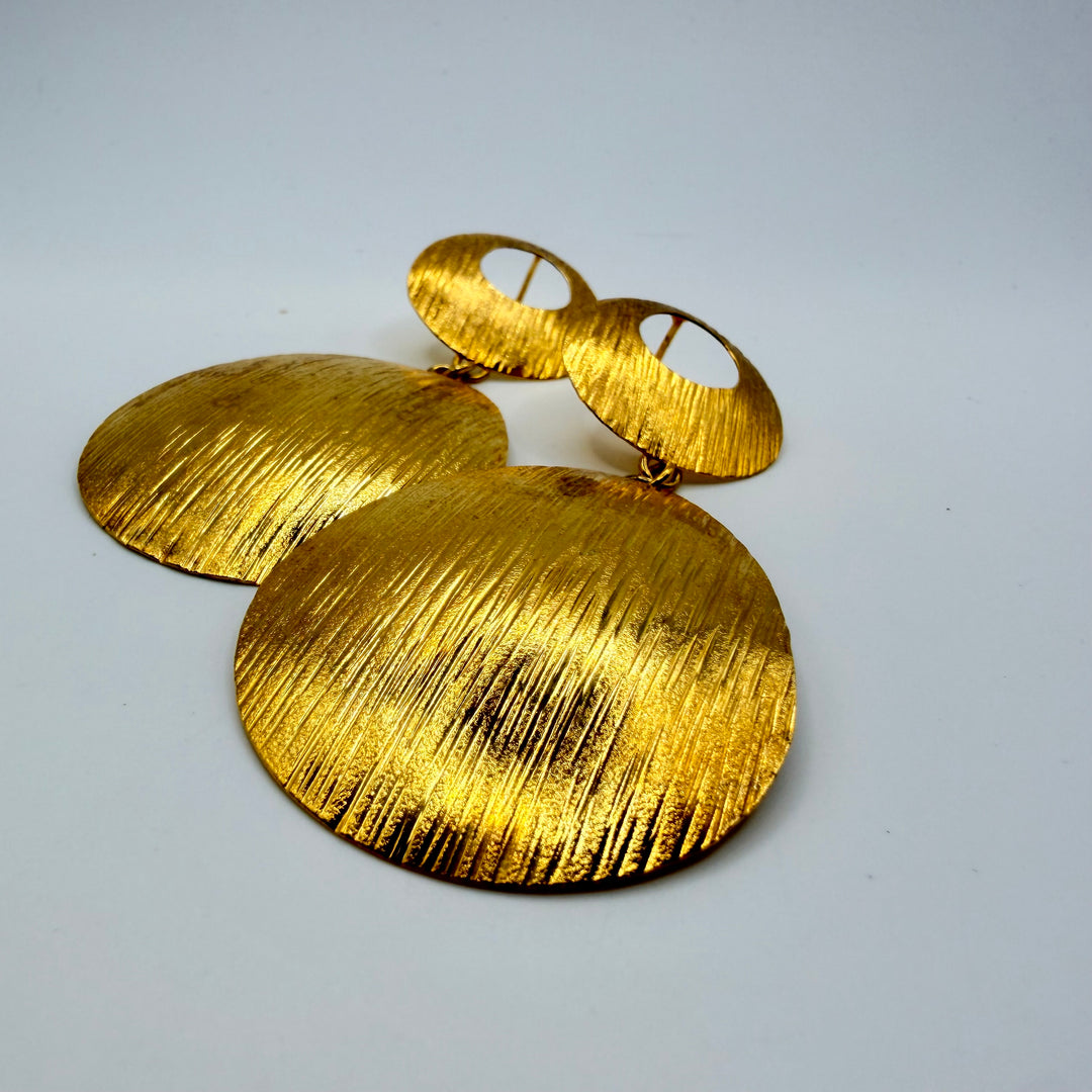 Radiant circle earrings