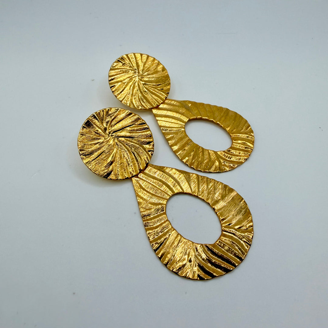 Sunlit wave earrings