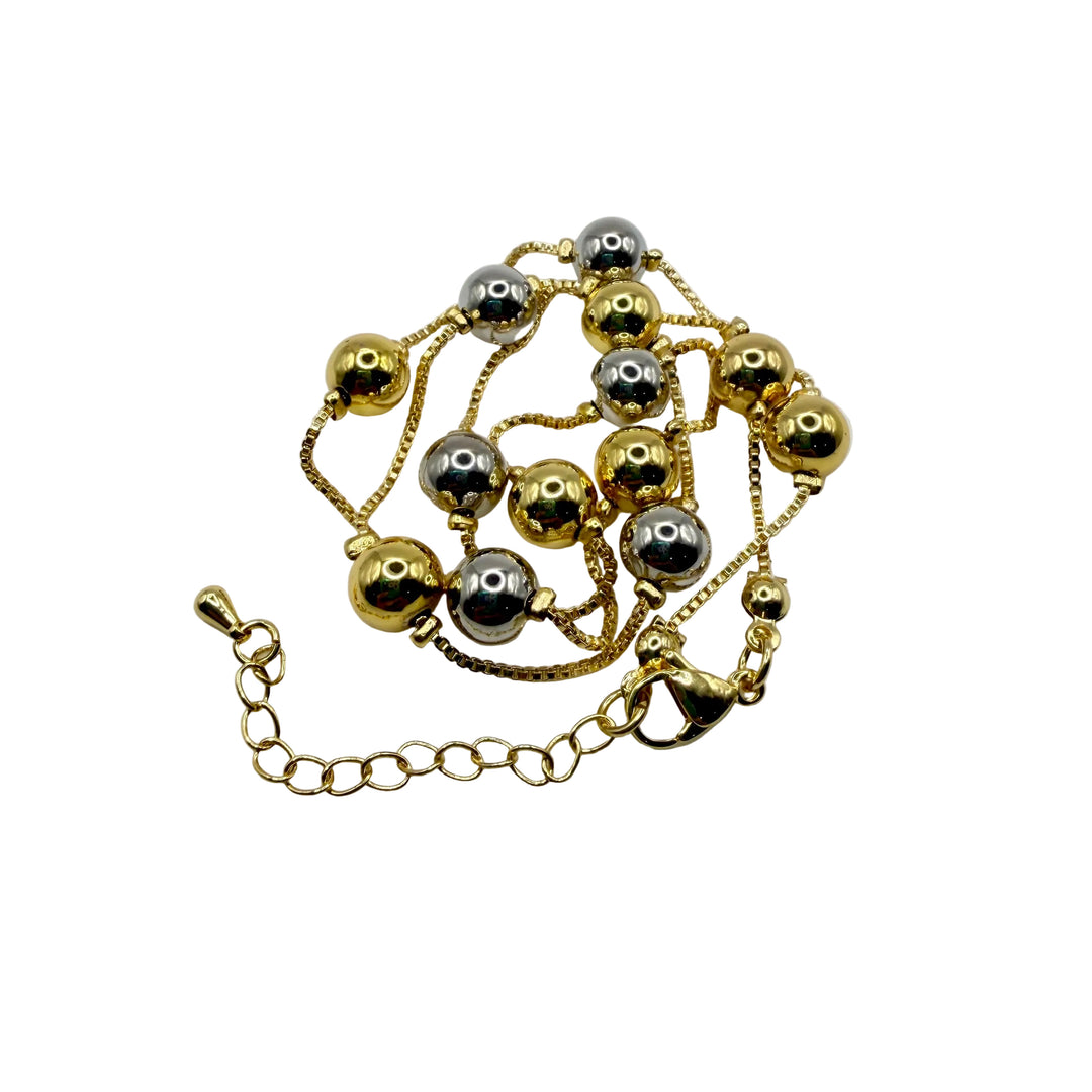 Duality dots necklace
