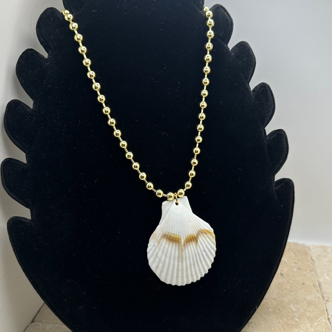 La Concha del Mar Necklace