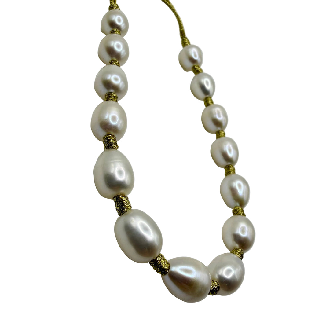 Pearl glow necklace