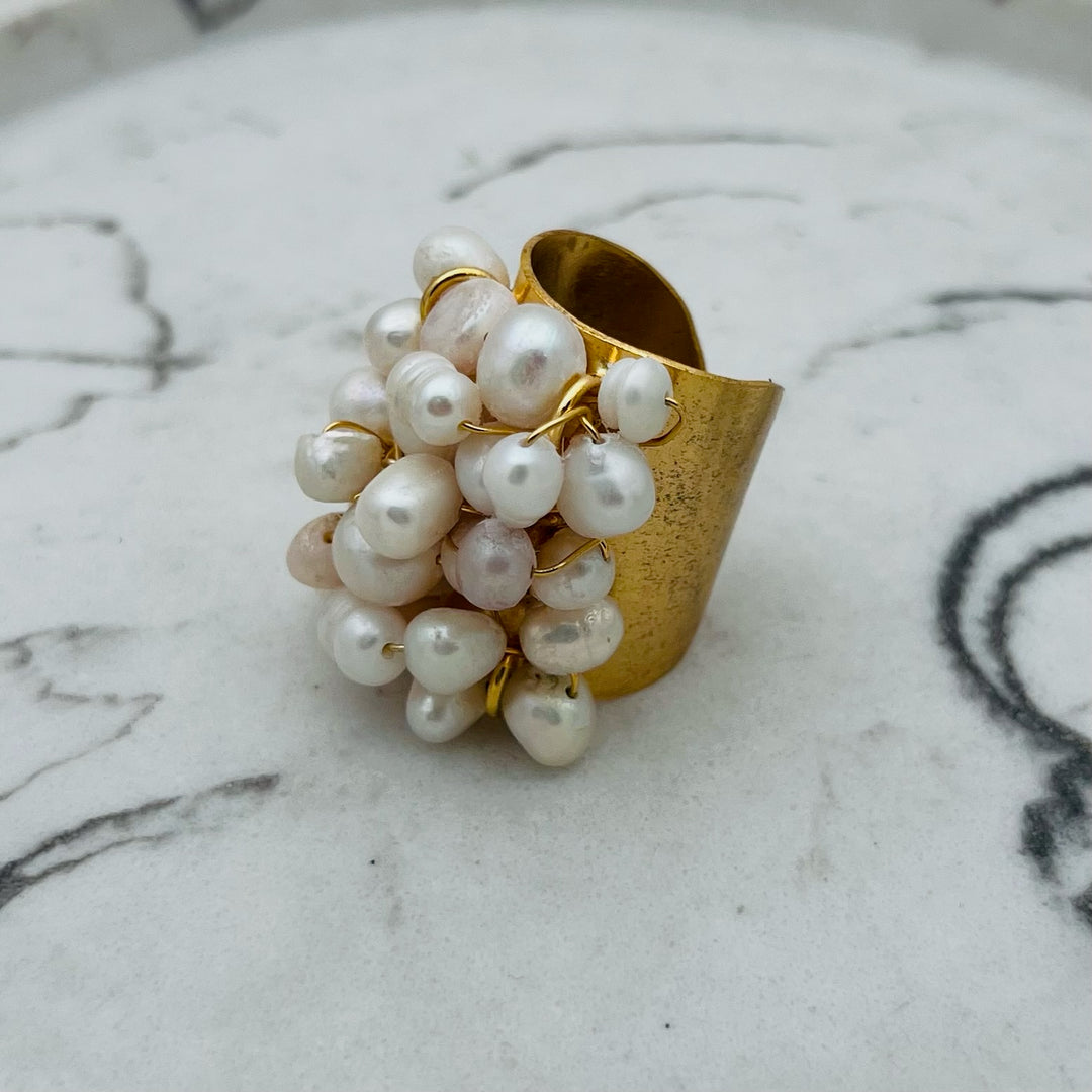 Pearl Gang Ring