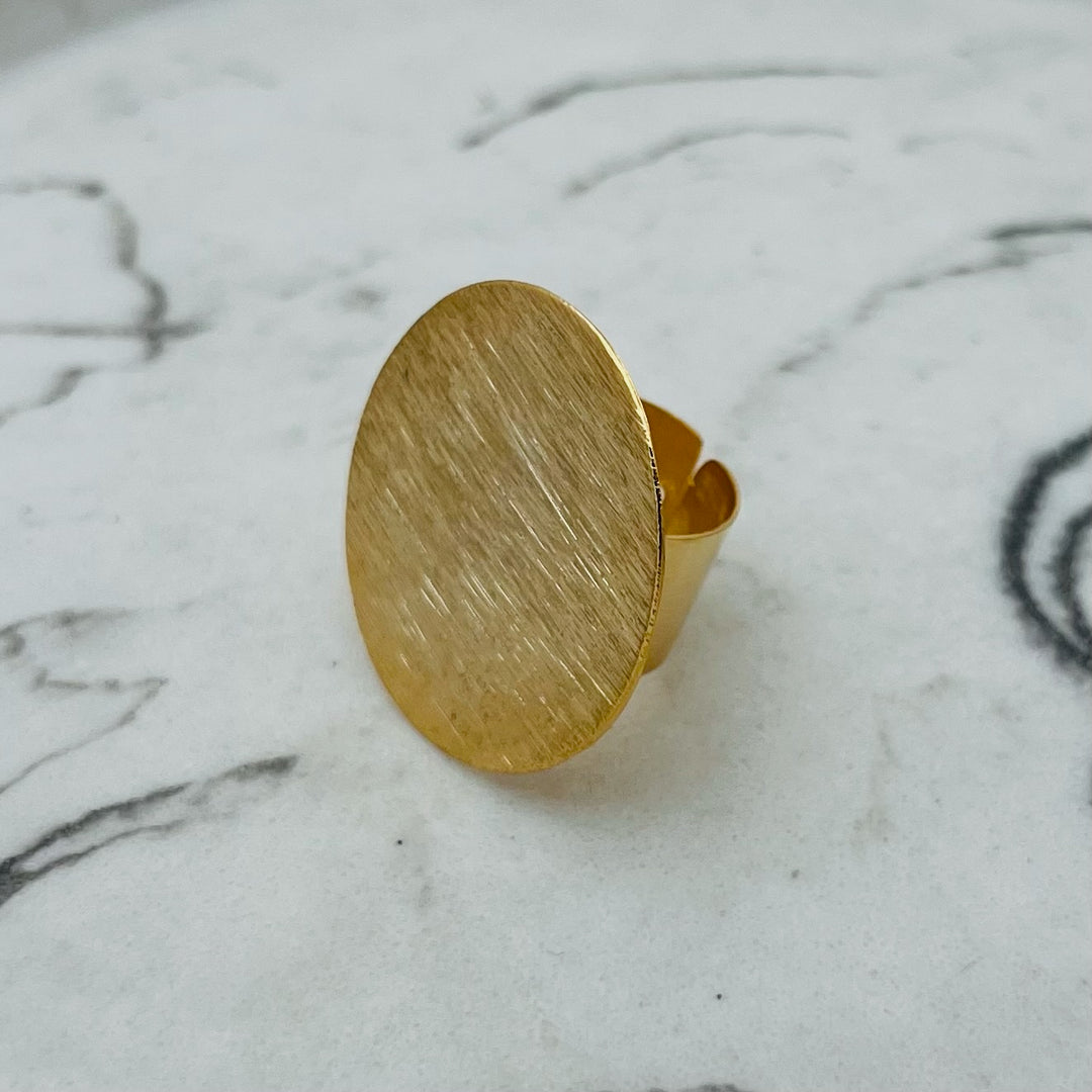 Circular Gold Ring