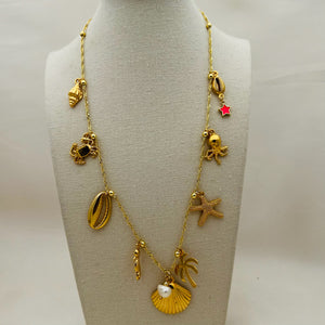 Shells Amulets Necklace