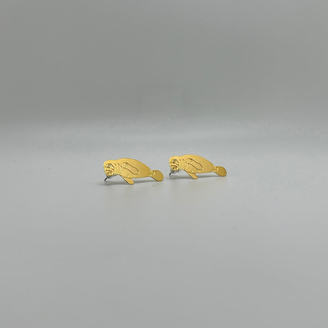 Manatí Studs