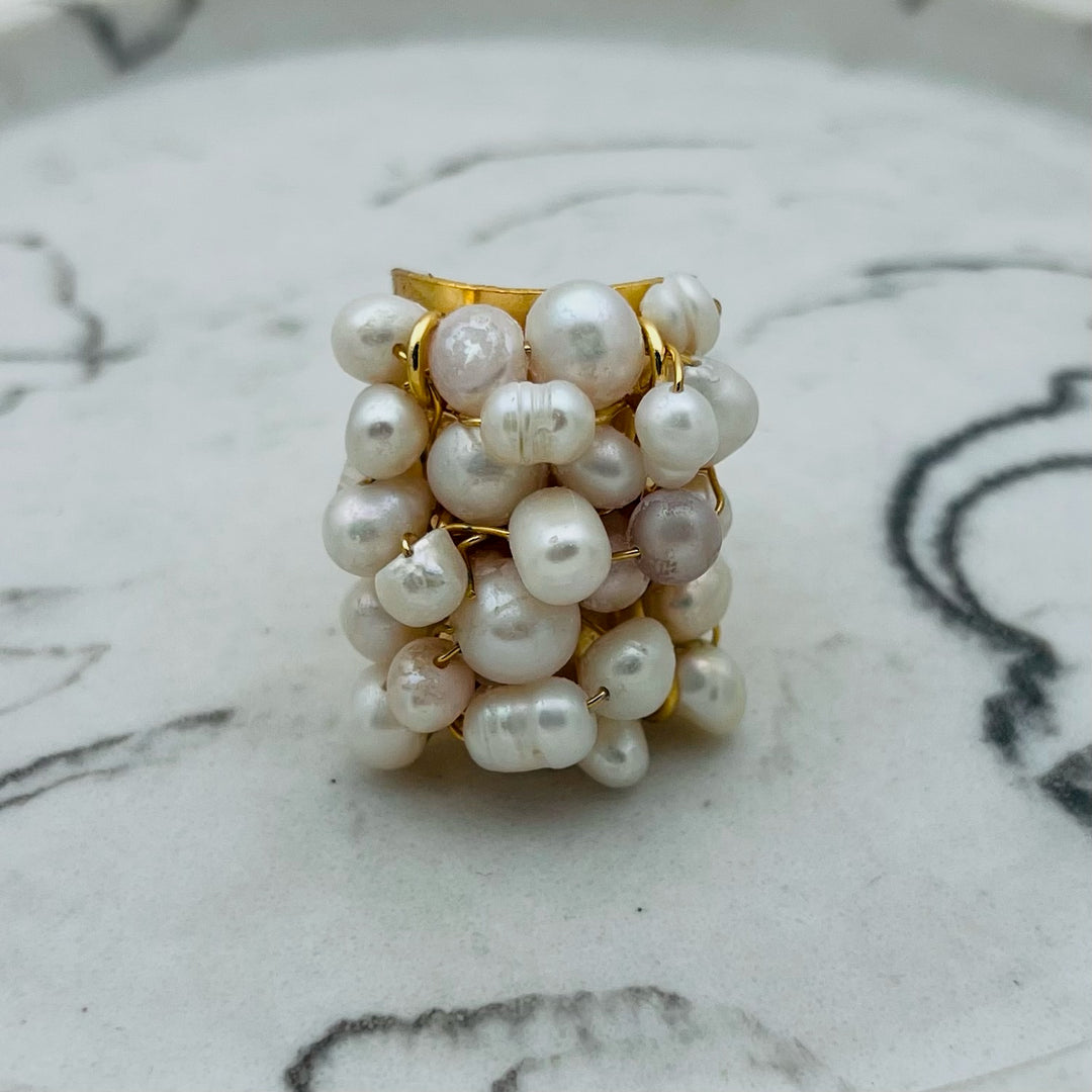 Pearl Gang Ring