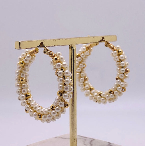 Pearl Gold Hoops M