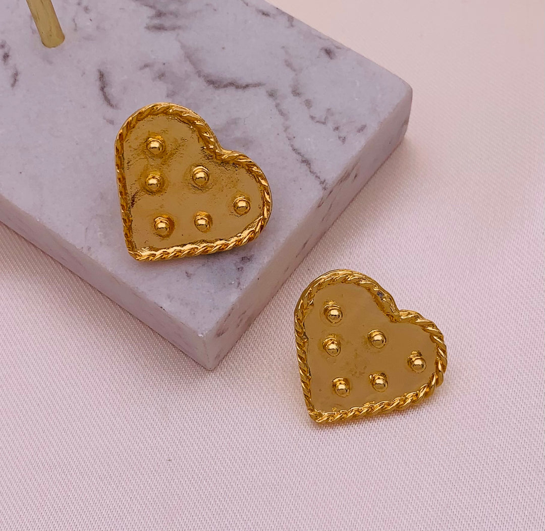 Stud Love Earrings