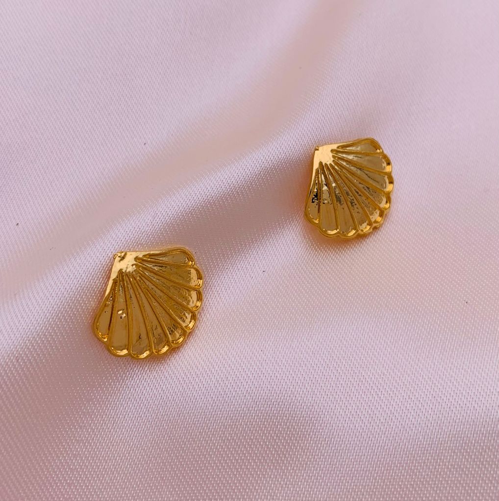 Mini Shell Earrings